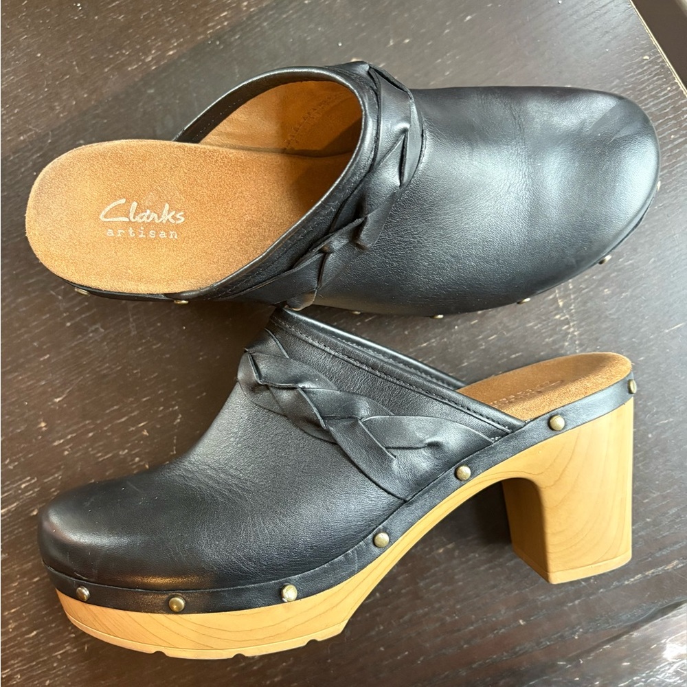 Clarks Black Leather Clogs with Wooden Heel US 9/EU 40